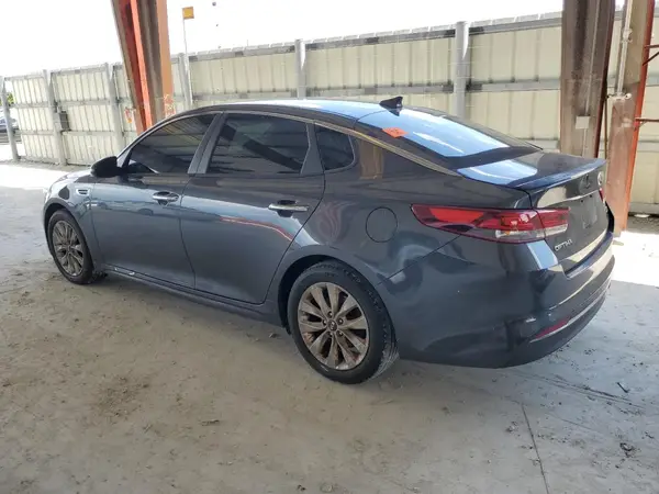 5XXGT4L32JG243134 2018 KIA OPTIMA - Image 2