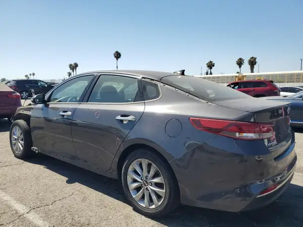 5XXGT4L32JG244283 2018 KIA OPTIMA - Image 2