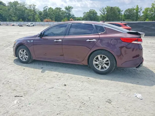 5XXGT4L32JG245000 2018 KIA OPTIMA - Image 2