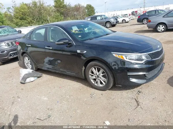 5XXGT4L32JG245160 2018 KIA OPTIMA - Image 1