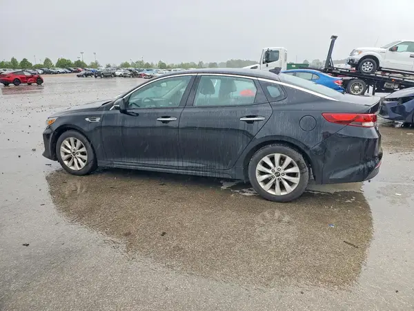 5XXGT4L32JG246387 2018 KIA OPTIMA - Image 2