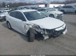 5XXGT4L32JG248608 2018 KIA OPTIMA