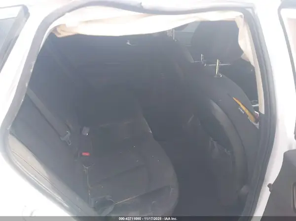 5XXGT4L32JG248608 2018 KIA OPTIMA - Image 8