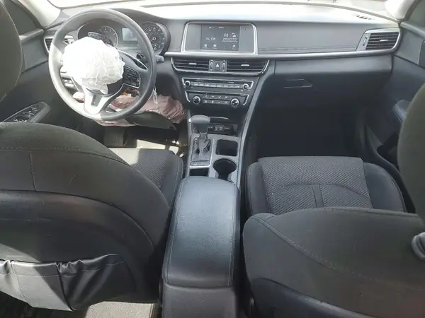 5XXGT4L32JG249080 2018 KIA OPTIMA - Image 8