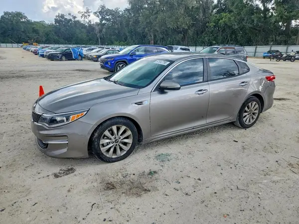 5XXGT4L32JG251217 2018 KIA OPTIMA - Image 1