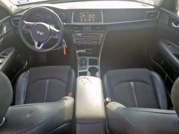 5XXGT4L32JG251301 2018 KIA OPTIMA - Image 8