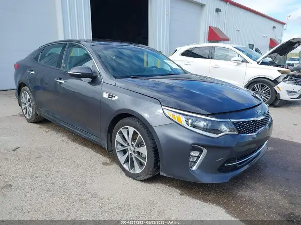 5XXGT4L32JG251377 2018 KIA OPTIMA - Image 1