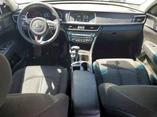 5XXGT4L32JG257471 2018 KIA OPTIMA - Image 8