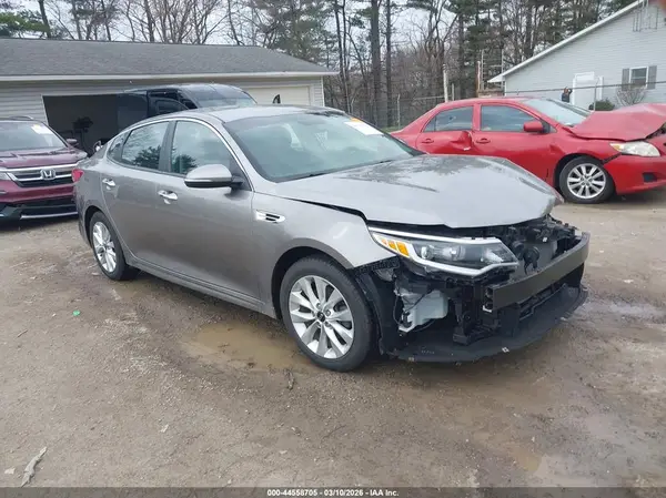 5XXGT4L32JG257793 2018 KIA OPTIMA - Image 1