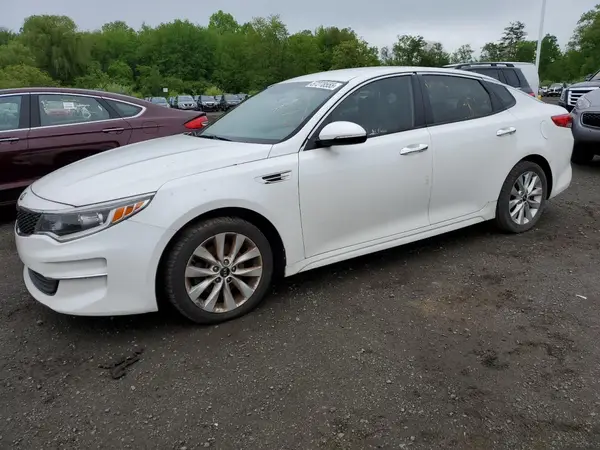 5XXGT4L32JG258524 2018 KIA OPTIMA - Image 1