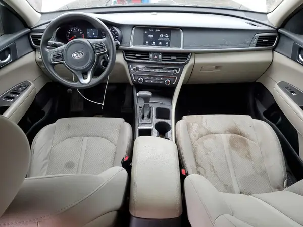5XXGT4L32JG258524 2018 KIA OPTIMA - Image 8