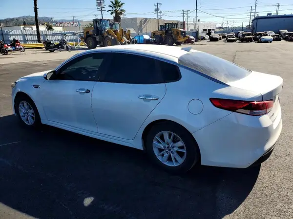 5XXGT4L32JG259978 2018 KIA OPTIMA - Image 2