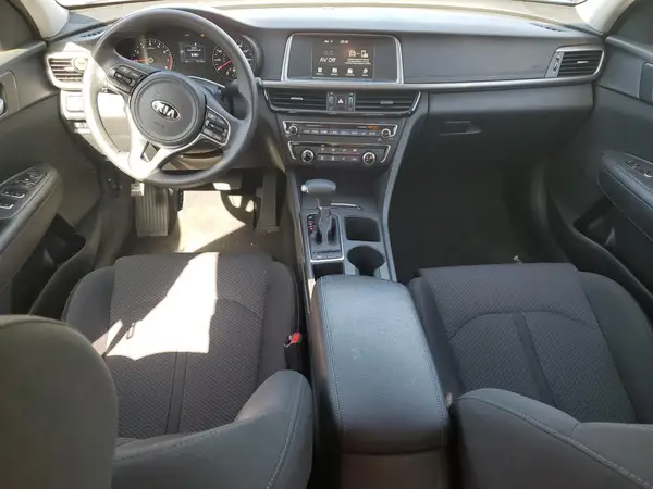 5XXGT4L32JG260211 2018 KIA OPTIMA - Image 8