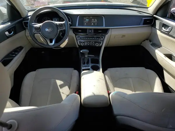 5XXGT4L32JG261083 2018 KIA OPTIMA - Image 8