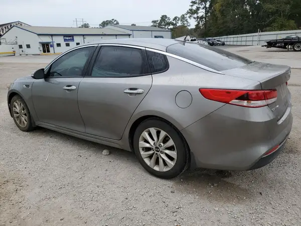 5XXGT4L32JG262508 2018 KIA OPTIMA - Image 2