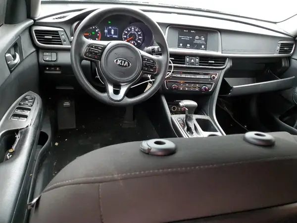 5XXGT4L32JG262508 2018 KIA OPTIMA - Image 8