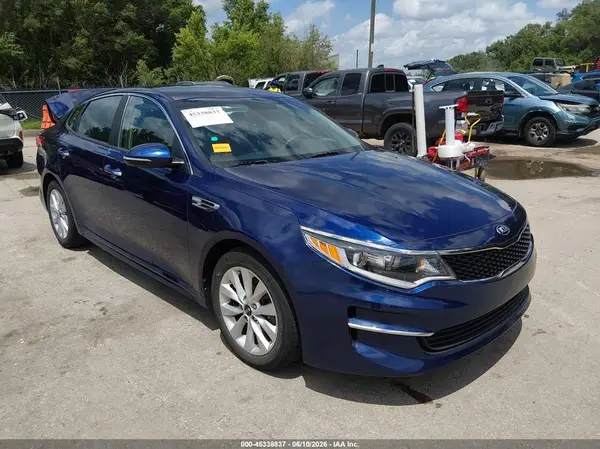 5XXGT4L32JG263979 2018 KIA OPTIMA - Image 1