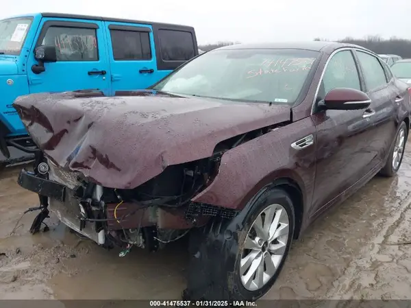 5XXGT4L32JG264694 2018 KIA OPTIMA - Image 2