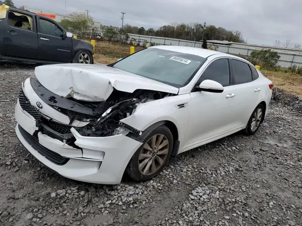 5XXGT4L32JG265215 2018 KIA OPTIMA - Image 1