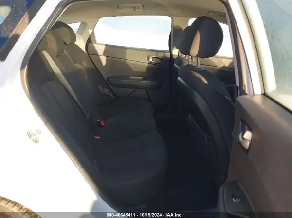 5XXGT4L32JG265716 2018 KIA OPTIMA - Image 8