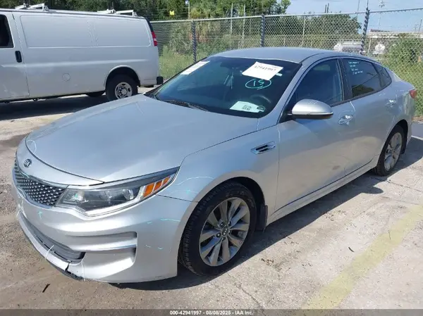 5XXGT4L32JG266896 2018 KIA OPTIMA - Image 2