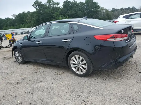 5XXGT4L32JG270009 2018 KIA OPTIMA - Image 2