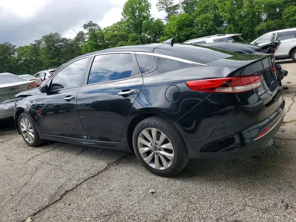 5XXGT4L32JG270303 2018 KIA OPTIMA - Image 2
