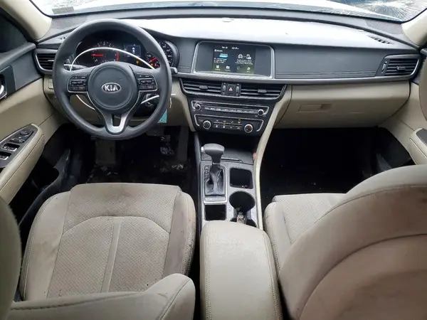 5XXGT4L32JG271211 2018 KIA OPTIMA - Image 8
