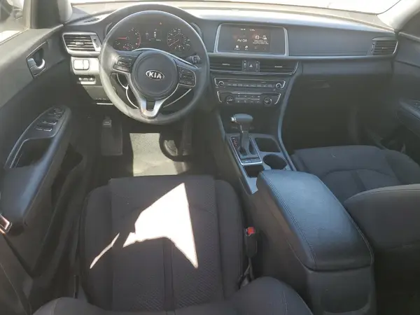 5XXGT4L32JG271404 2018 KIA OPTIMA - Image 8