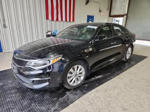 5XXGT4L32JG272200 2018 KIA OPTIMA - Image 1
