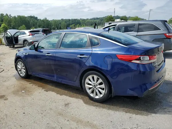 5XXGT4L32JG272326 2018 KIA OPTIMA - Image 2