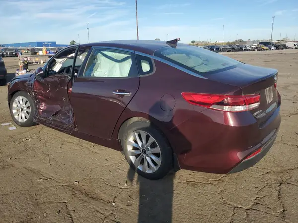 5XXGT4L32JG272391 2018 KIA OPTIMA - Image 2