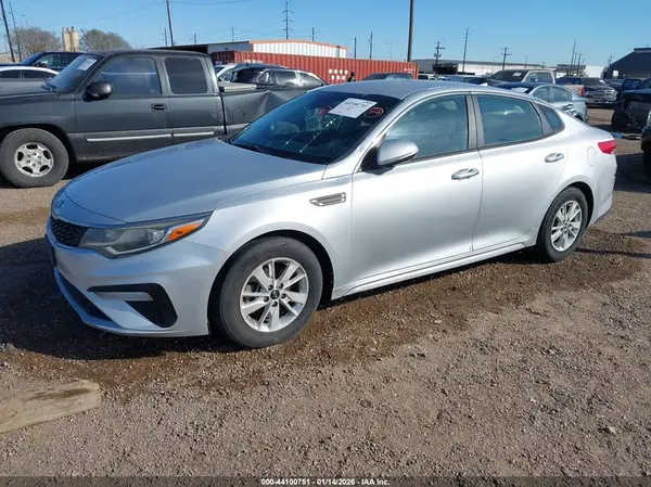 5XXGT4L32KG275552 2019 KIA OPTIMA - Image 2