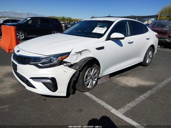 5XXGT4L32KG276250 2019 KIA OPTIMA - Image 2