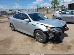 5XXGT4L32KG282081 2019 KIA OPTIMA