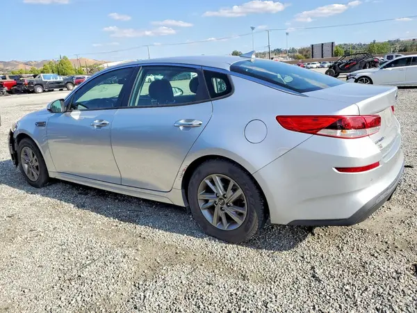 5XXGT4L32KG284218 2019 KIA OPTIMA - Image 2