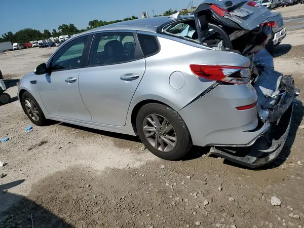 5XXGT4L32KG288477 2019 KIA OPTIMA - Image 2