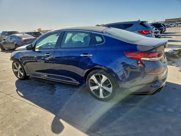 5XXGT4L32KG289760 2019 KIA OPTIMA - Image 2