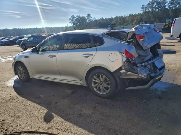 5XXGT4L32KG293193 2019 KIA OPTIMA - Image 2