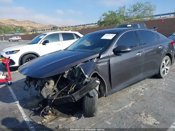 5XXGT4L32KG294182 2019 KIA OPTIMA - Image 2