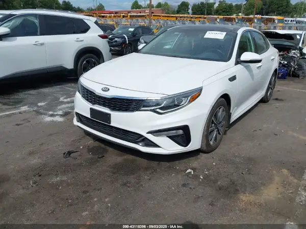 5XXGT4L32KG295994 2019 KIA OPTIMA - Image 2