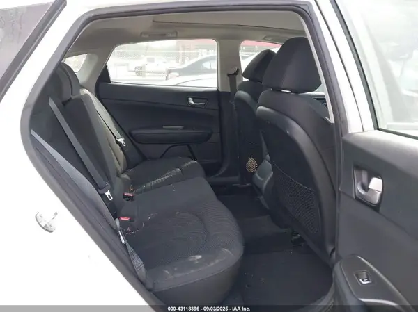 5XXGT4L32KG295994 2019 KIA OPTIMA - Image 8