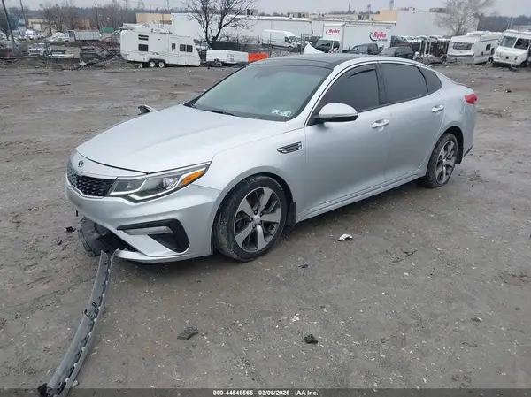 5XXGT4L32KG299429 2019 KIA OPTIMA - Image 2