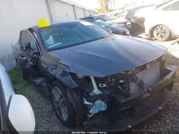5XXGT4L32KG302605 2019 KIA OPTIMA - Image 1