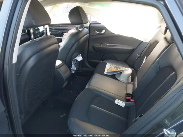 5XXGT4L32KG302605 2019 KIA OPTIMA - Image 8