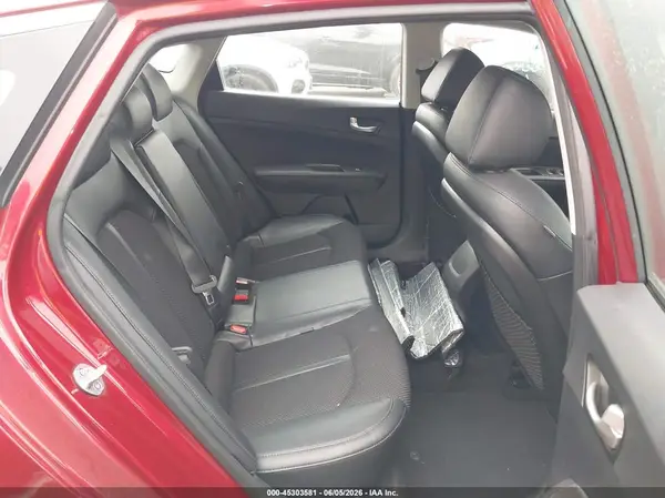 5XXGT4L32KG304161 2019 KIA OPTIMA - Image 8