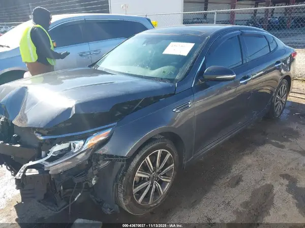 5XXGT4L32KG305309 2019 KIA OPTIMA - Image 2
