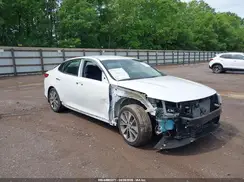 5XXGT4L32KG305407 2019 KIA OPTIMA