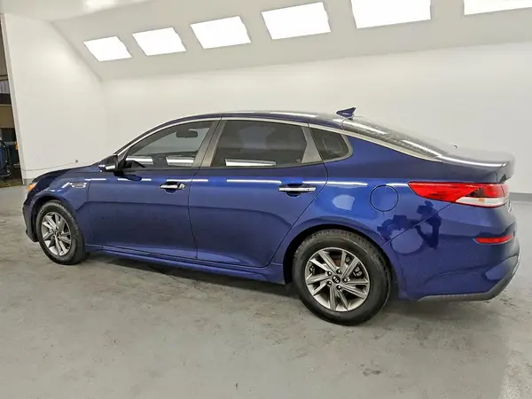 5XXGT4L32KG312695 2019 KIA OPTIMA - Image 2