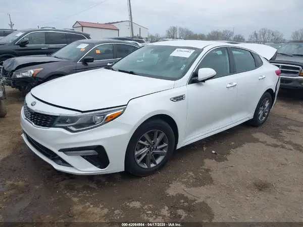5XXGT4L32KG312986 2019 KIA OPTIMA - Image 2